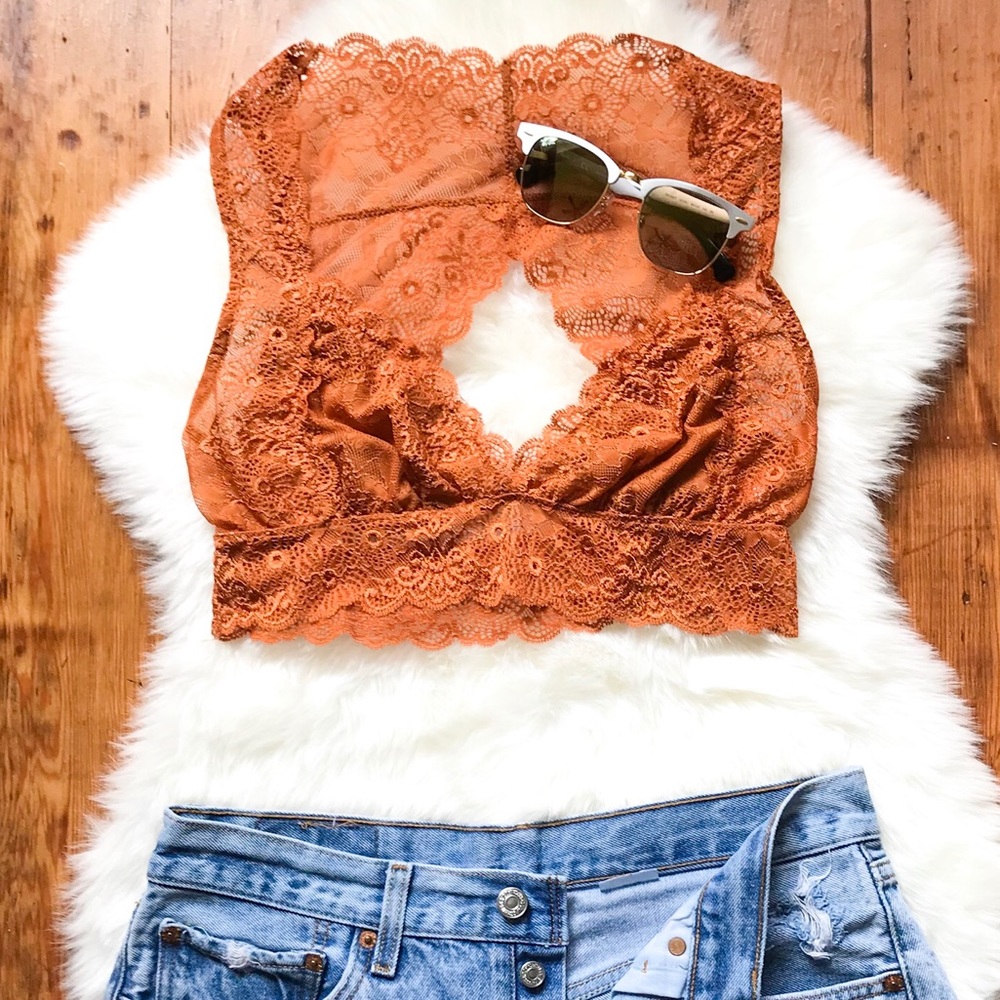 Lace Racer Back Bralette 🌻✌🏻 - Picture 2 of 7